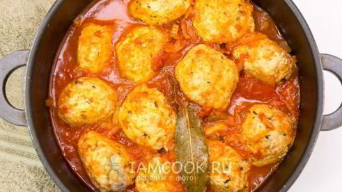 тефтели с рисом в томатном соусе