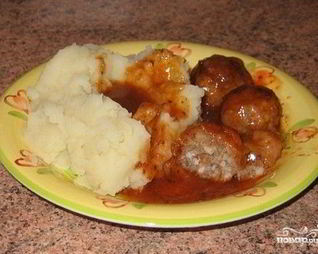 Тефтели с сырым рисом