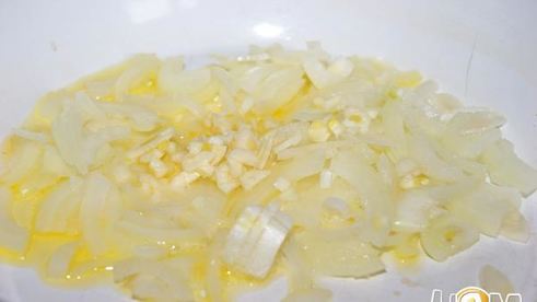 тефтели в грибном соусе с сыром