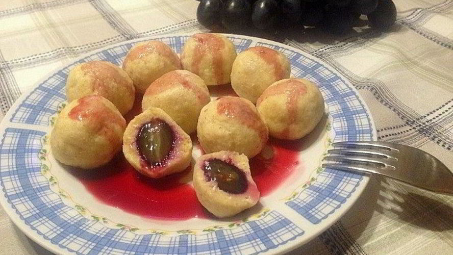 Рецепт пп-вареники с виноградом