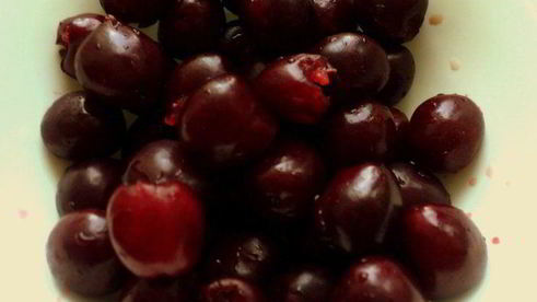 шоколадные вареники с вишней