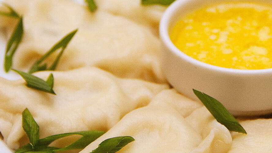 Рецепт соленые вареники с творогом и зеленью