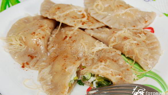 Рецепт Вареники из ржаного теста с творогом и черемшой