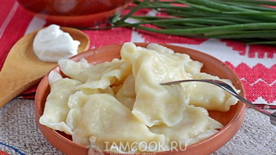 Рецепт вареники на кислом молоке с картошкой и луком