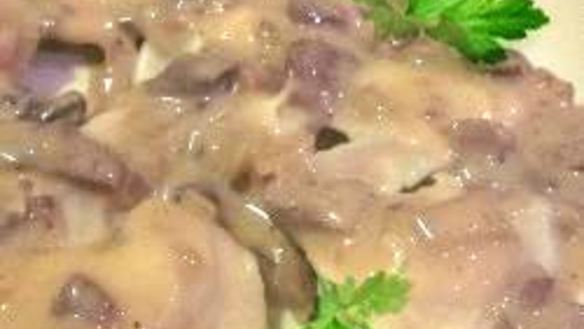 Рецепт Вареники с капустой и грибным соусом