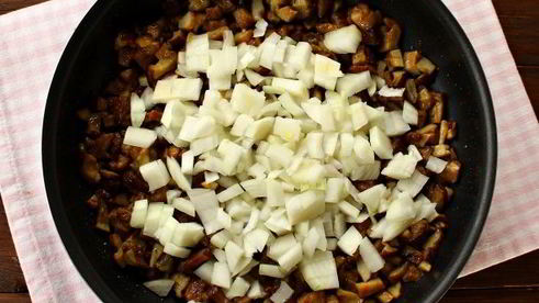 вареники с картошкой и лесными грибами