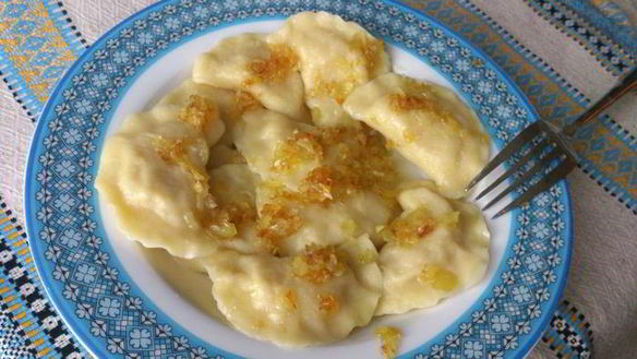 Рецепт Вареники с квашеной капустой и картошкой