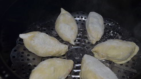 вареники с лесными ягодами