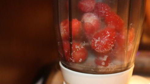 вареники с творогом и клубникой