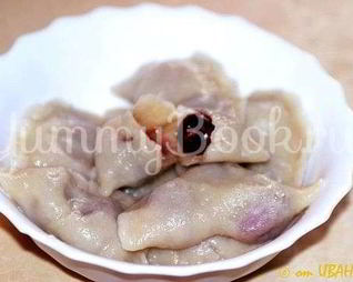 Вареники с вишней