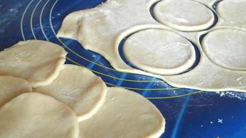 вареники с вишнями из постного заварного теста