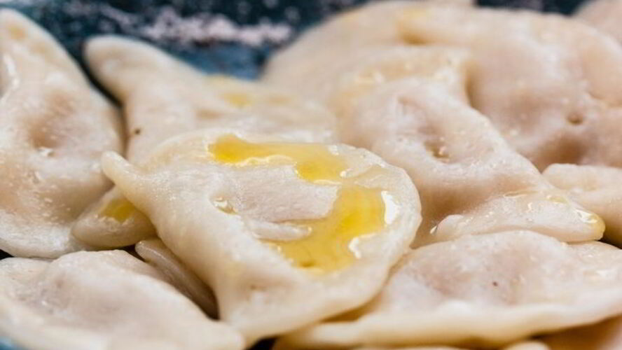 Рецепт вареники с яблоком и корицей