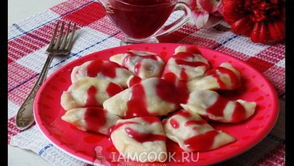Рецепт Вареники с замороженной вишней