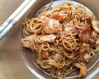 Яичная лапша терияки