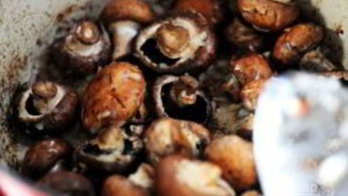 жаркое из говядины с грибами