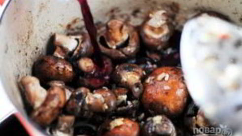 жаркое из говядины с грибами