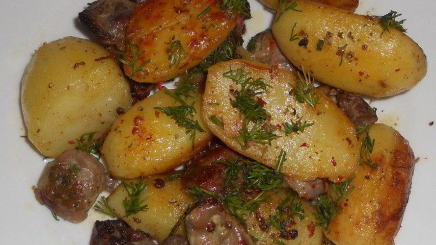 Рецепт жаркое из картофеля и куриных желудков