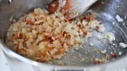 жаркое из курицы, фасоли и овощей