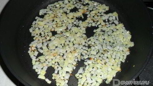 жаркое из курицы с грибами и картофелем в горшочках