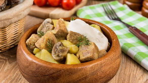 Рецепт Жаркое из свинины с шампиньонами