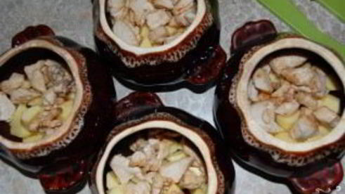 жаркое в горшочке с картофелем