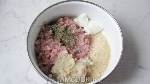 рыбные зразы с грибами и сыром