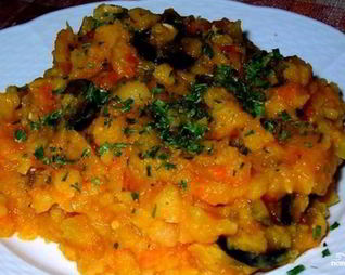 Гороховая каша с мясом в мультиварке