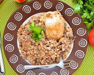 Гречка с курицей и грибами