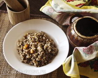 Гречка с курицей в горшочке