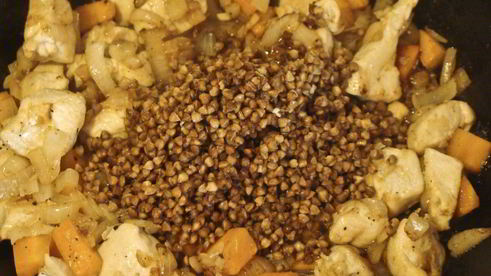 гречка с курицей в горшочке