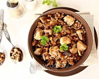 Гречка с мясом и грибами в мультиварке