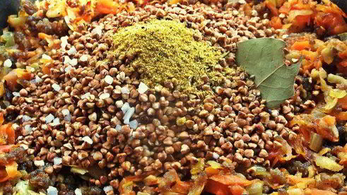 гречка с мясом и корнеплодами