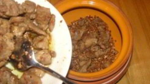 гречка с мясом в горшочке