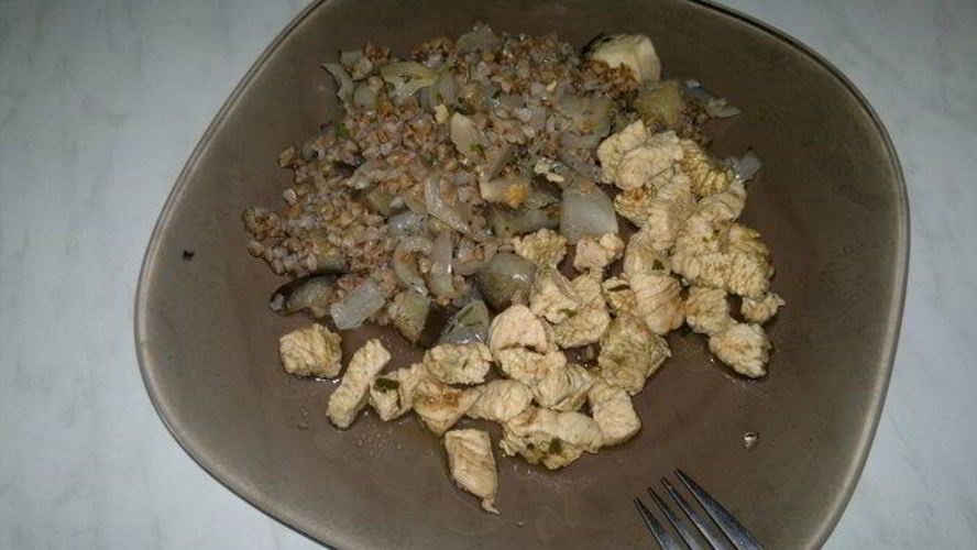 Рецепт гречка с овощами и индейкой