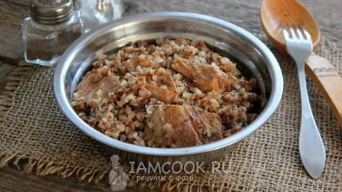 гречка с тушенкой в кастрюле