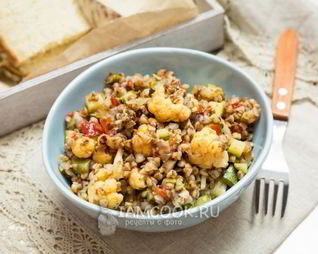 Гречка с жареными овощами