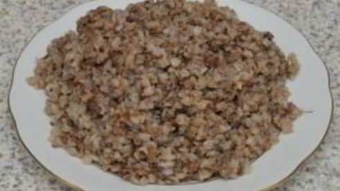 гречневая каша с тушенкой