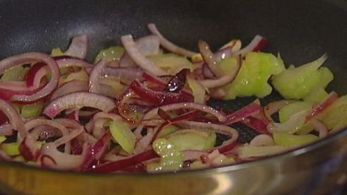 стокгольмская гречневая каша с орехами и изюмом