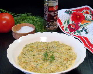 Кабачковая каша со сметаной по-венгерски Февзелек