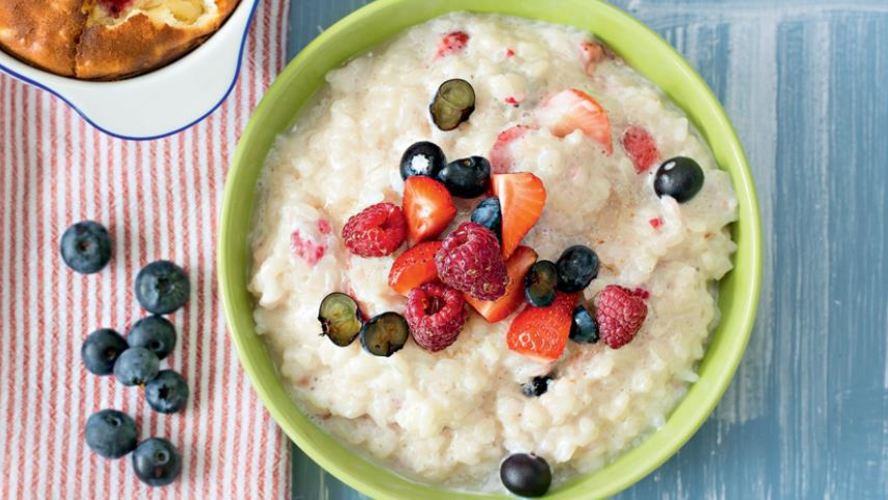Рецепт молочная каша с ягодами