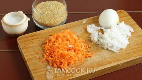 пшеничная каша с морковью и луком