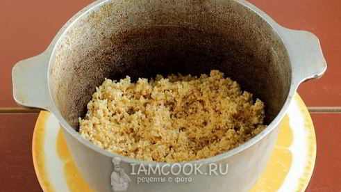 пшеничная каша с морковью и луком