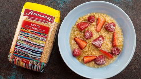 пшеничная каша с ягодами