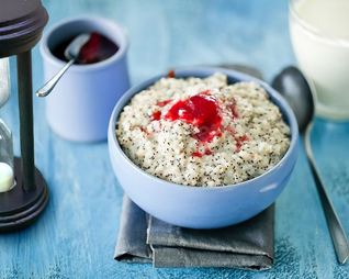 Ячневая каша в микроволновке на воде