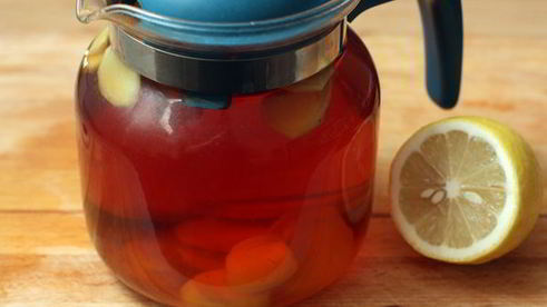 имбирный чай с клубникой