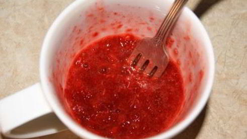 клубничный чай