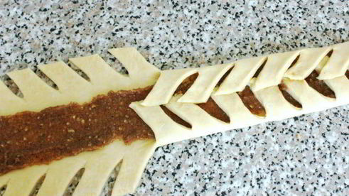 датские булочки с пеканом и кленовым сиропом