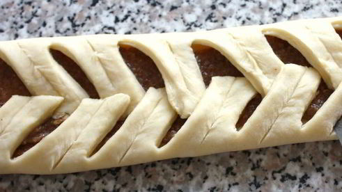 датские булочки с пеканом и кленовым сиропом