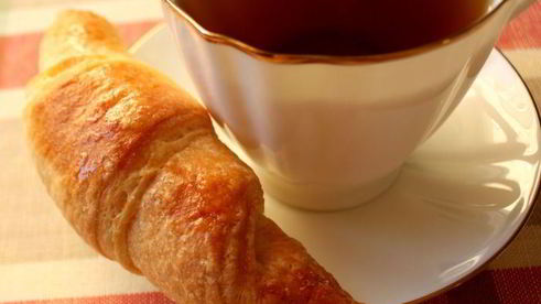 датские булочки с пеканом и кленовым сиропом