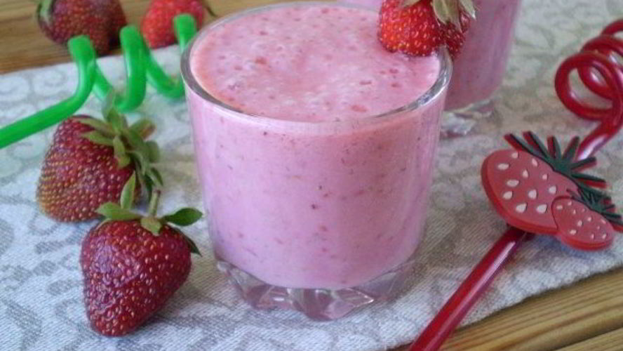 Рецепт клубничный коктейль в блендере